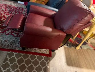 Recliner sofa
