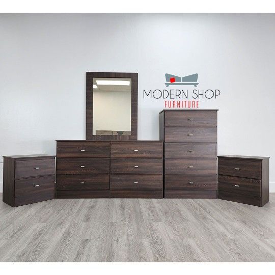Dresser With Mirror Chest And Two Nightstands *** Fast Delivery 