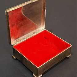 VINTAGE JAPANESE BRONZE GENTLEMEN’S TRINKET BOX 