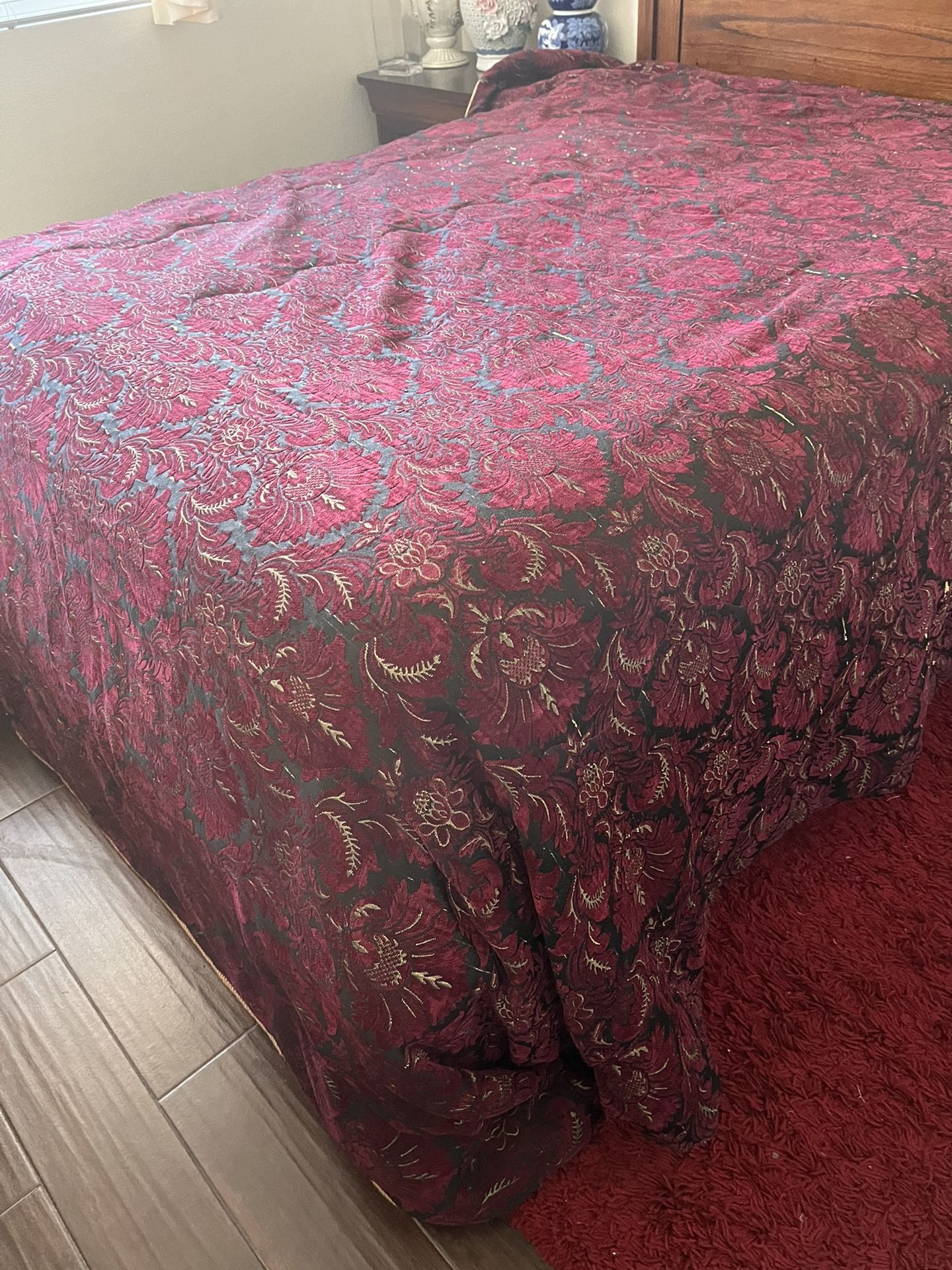 king/cal king super warm heavy red comforter