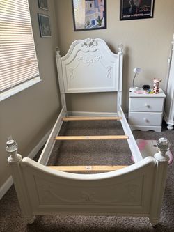 Cama personal de cenicienta