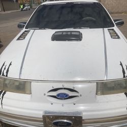 1995 Ford Taurus