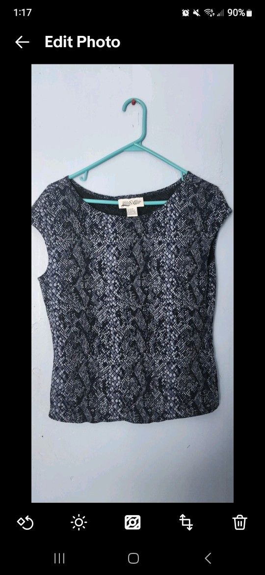 Yves St. Claire Large Tank Top