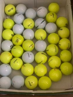 40 golf Balls titleist AVX in Good Condition