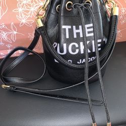 Black Bucket Bag