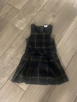 Grow Grimmway Academy Uniform Girls Size 5 / 6 