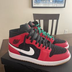 Jordan 1’s size 12