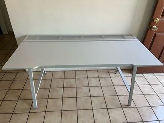 Gaming ikea desk