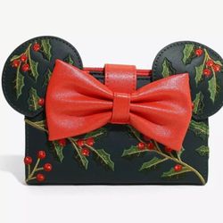 Loungefly Christmas Minnie Mouse Embroidered Holly Wallet 