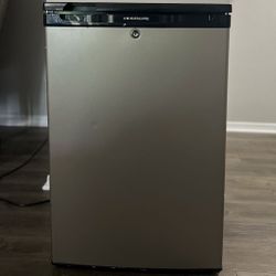 Frigidaire 4.4 Cu. Ft. Compact Refrigerator Black Stainless Steel