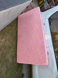 Pink Multicolor Twin mattress with boxspring