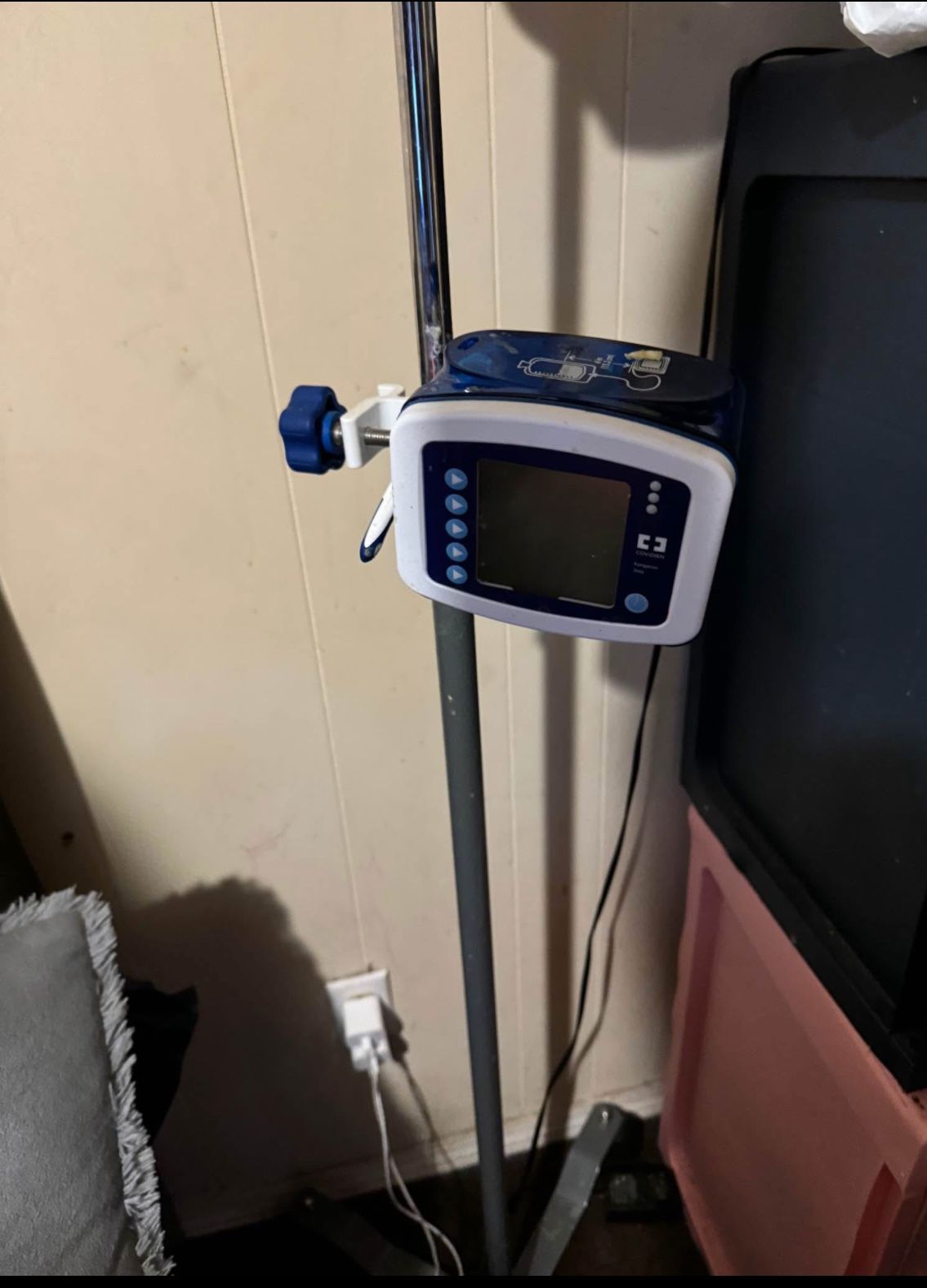 KANGAROO FEEDING PUMP !!!!