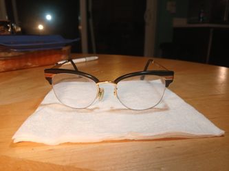 Gucci Glasses Frames - Frames Only