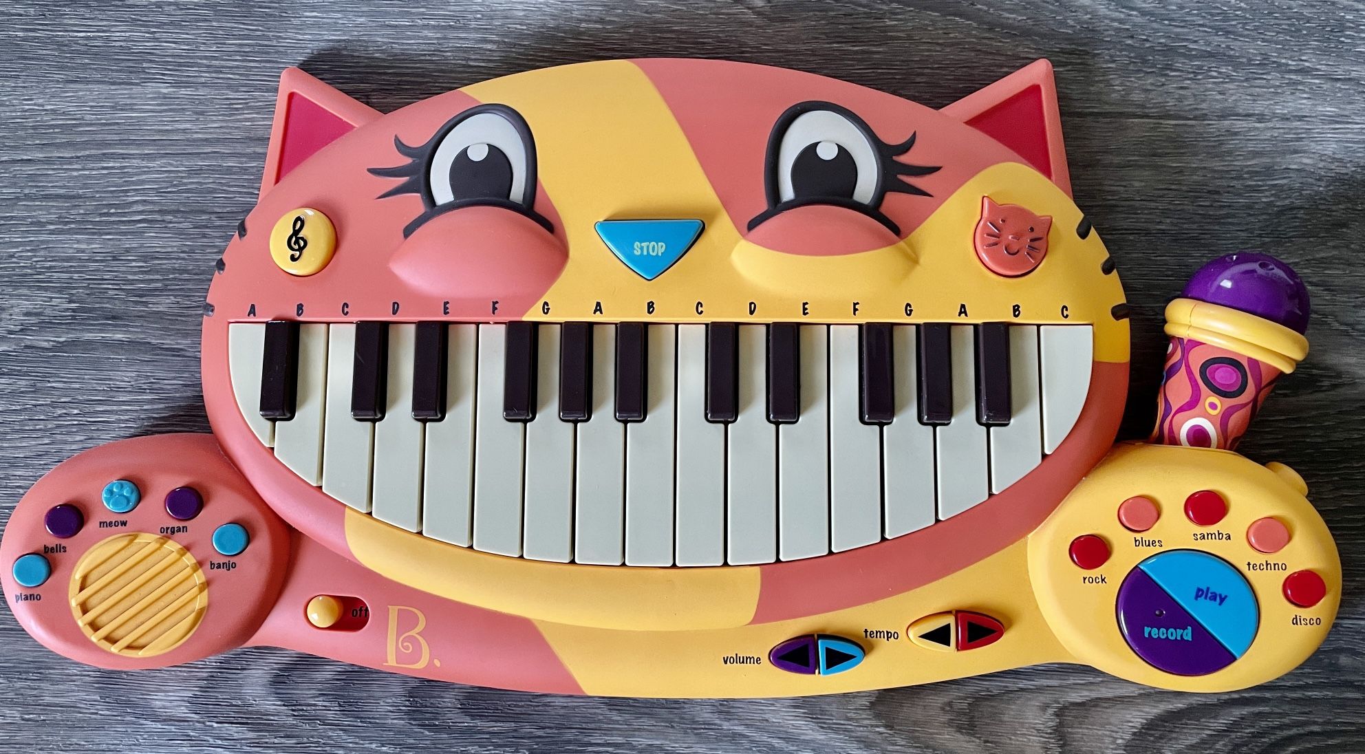 B. Toys Meowsic Kids Learning Keyboard Panio