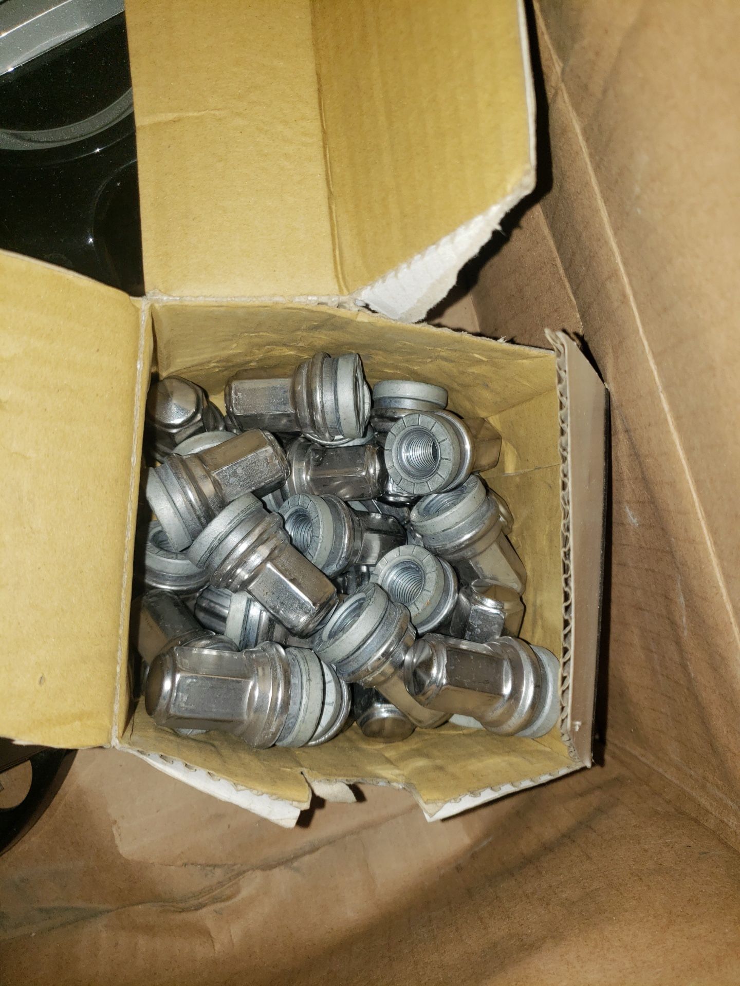 Ford F250 ,350 Oem Lugs Nuts 14x1.5 $99
