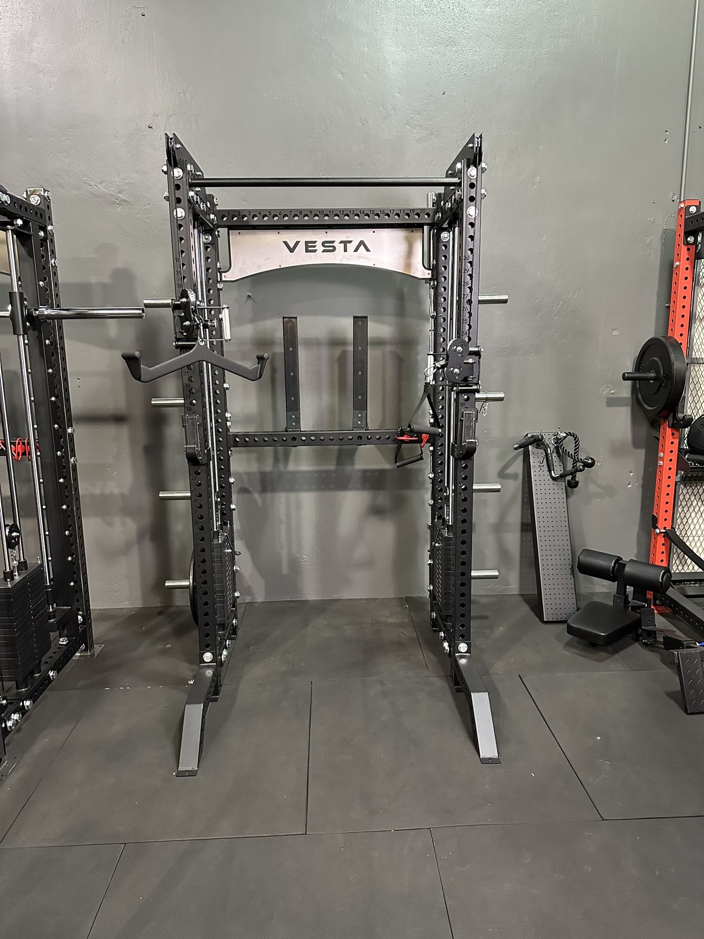 Vesta Fitness PRO SERIES Ultimate Half Rack Functional Trainer/Smith