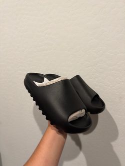 Yezzy Slides