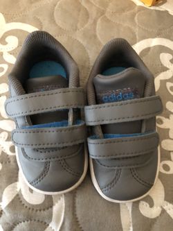 Adidas size 4c