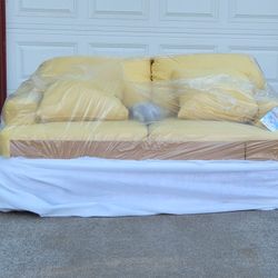 Emilio Loveseat 