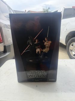 SideShow  Duel of the Fates Statute