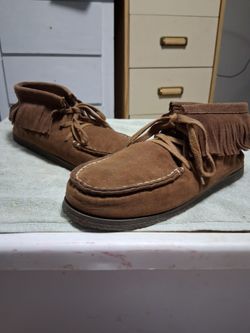 Never worn ladies size7 brown suede laceup moccasin shoe