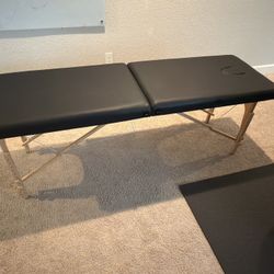 Prilinex massage table