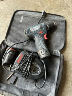 Bosch 12v Drill Driver Comes With Charger and 2 Batteries In Good Condition