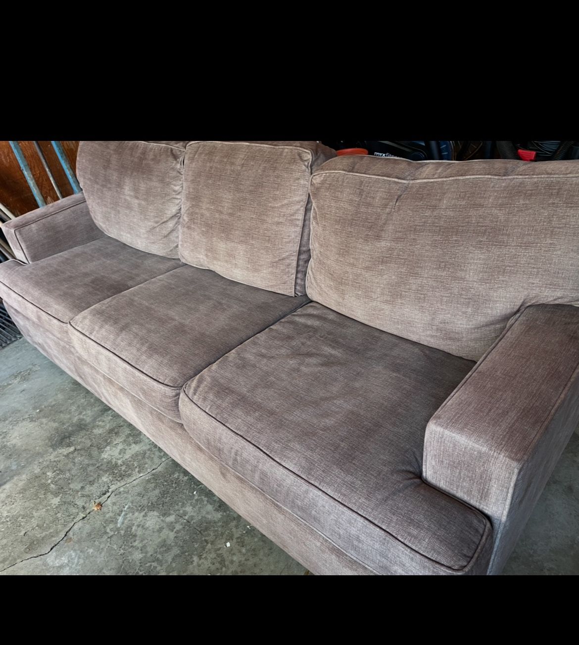Queen Sleeper Sofa - like new