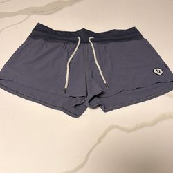 Vuori Women's shorts (size S)