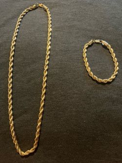 18k Gold Necklace and bracelet