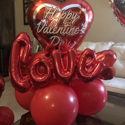 Valentine balloon bouquet