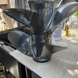 Yamaha Boat Props 14.25X19
