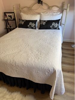 Entire bed