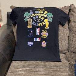 Size Medium. Los Angeles Champions, Born X-Raised  T-Shirt.