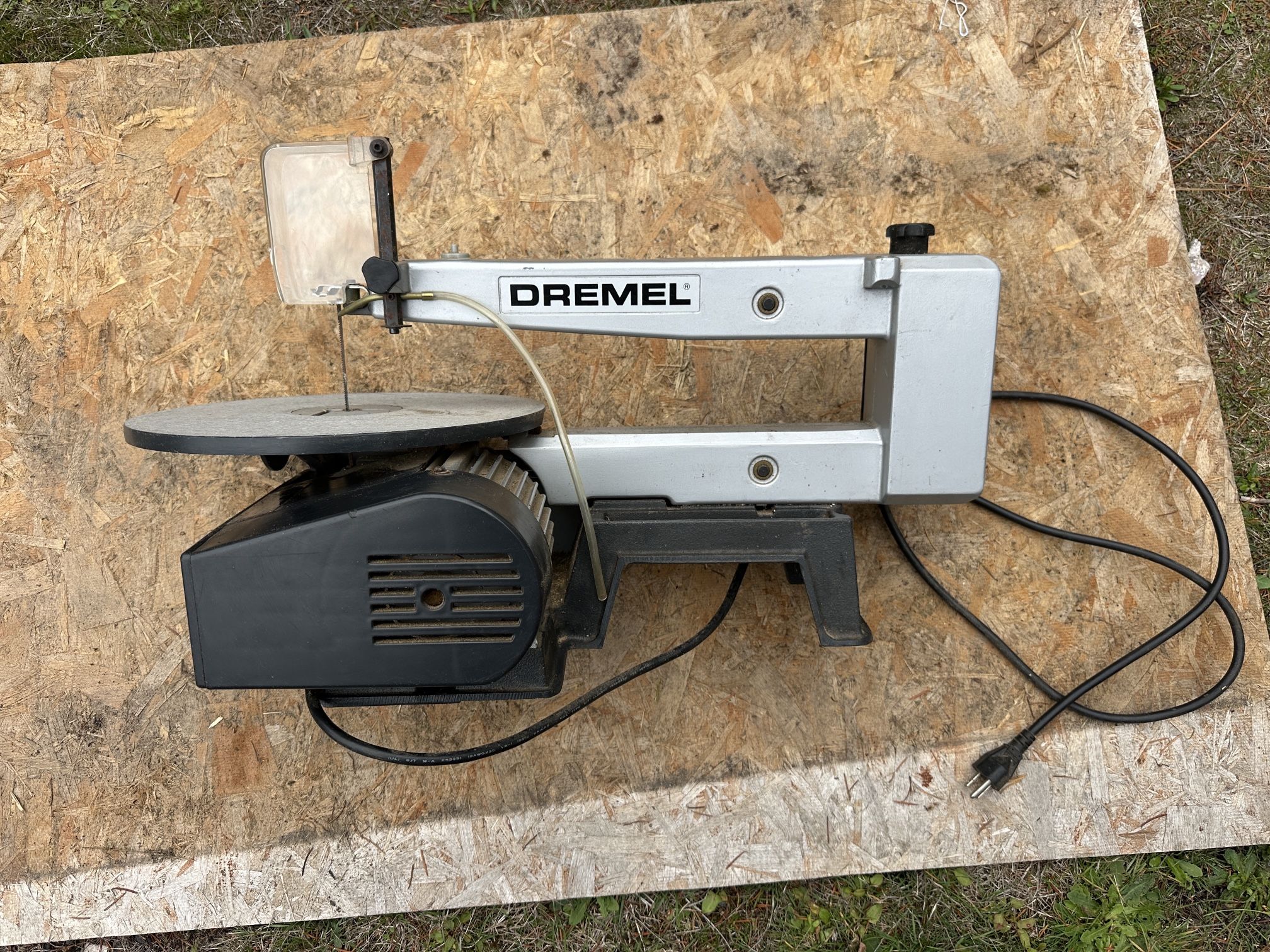 Dremel 16” Scroll Saw