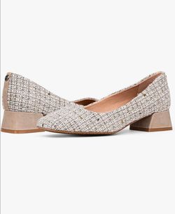 NYDJ Womens Teddie Boucle Mid Heel Pump, Feather, Size 10