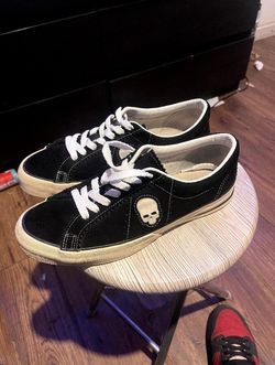 Number (N)ine Oneskulls