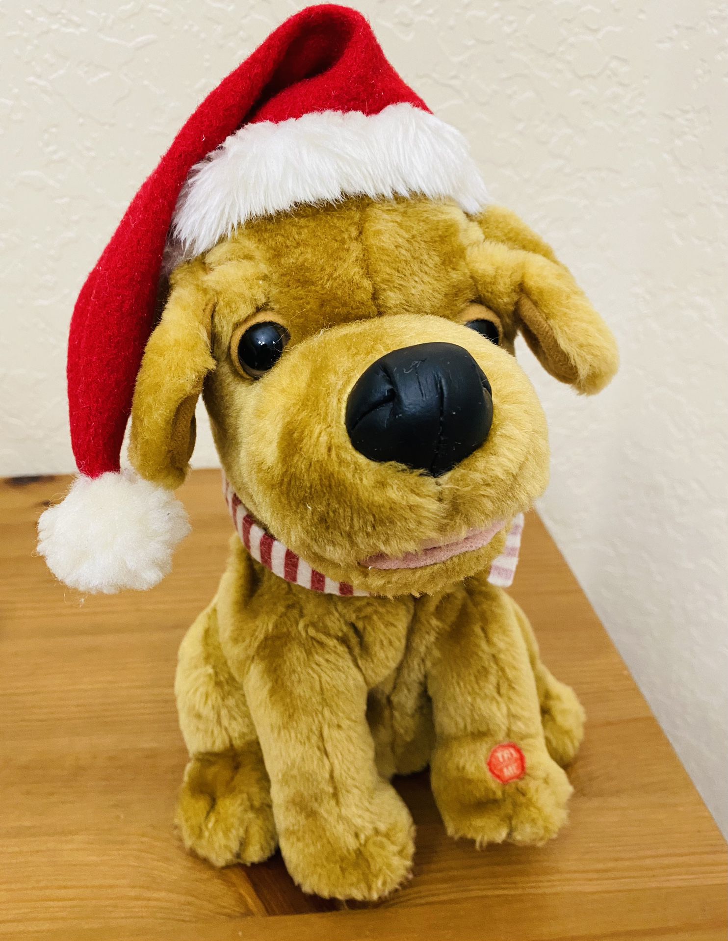 12” Christmas Singing Dog