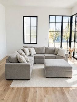 Sectional couch