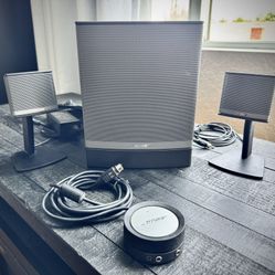 Bose Companion ® 3 Series II Multimedia Speaker System