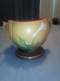 Roseville Signed Rare