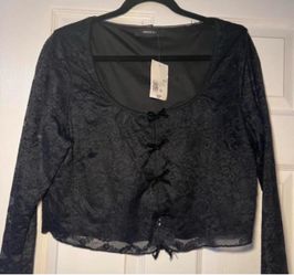 Forever 21+ Black Lace Crop Top 1X