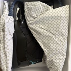 Jordan 11s