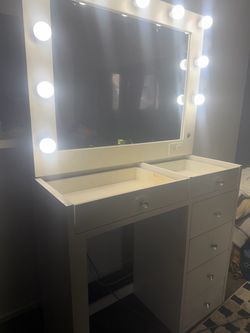White Vanity Desk with Lighted Mirror