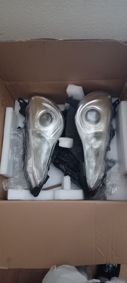 2013 Scion FR-S Headlights (Housing & Bulbs)