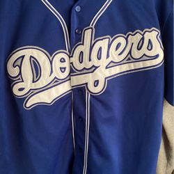 Dodgers Jersey Make Offers NEED TO BE SOLD ASAP for Sale in Taft, CA -  OfferUp