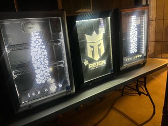 Mini fridge
