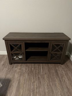 Tv Stand (Entertainment Center)