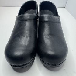 Sanita Professional Black Leather Clogs Women's Size EU38