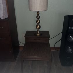 Vintage Lamp And End Table 